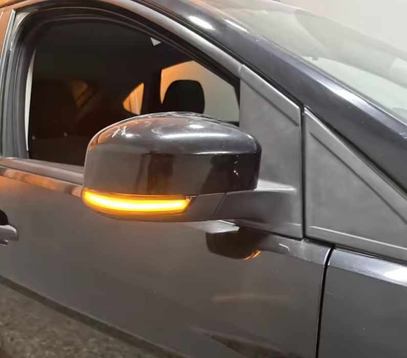 Нови динамични черни бягащи мигачи за Skoda, VW Jetta Passat Golf EOS