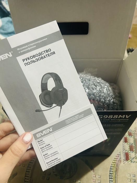 Наушники с проводом и микрафоном