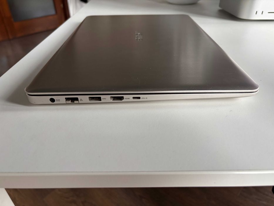 ASUS vivobook pro N580V_i7_16gb ram_SSD_4 gb Nvidia