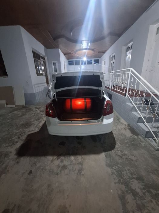 Srochna Jentra sotiladi