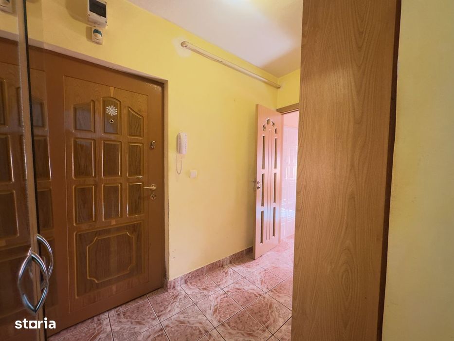 Apartament cu 2 camere | semidecomandat | Milcov - de vanzare
