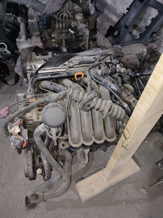 Контрактный привозной двигатель 1.8 arg