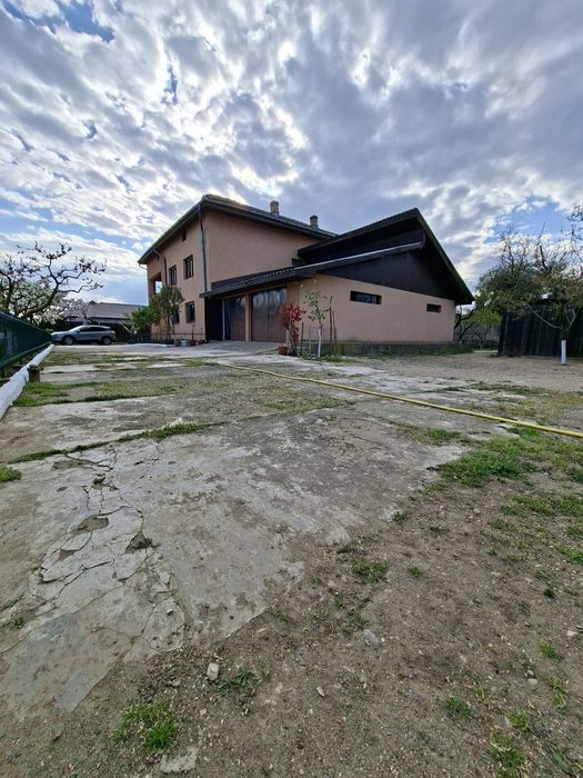 Direct proprietar-Vila de vanzare