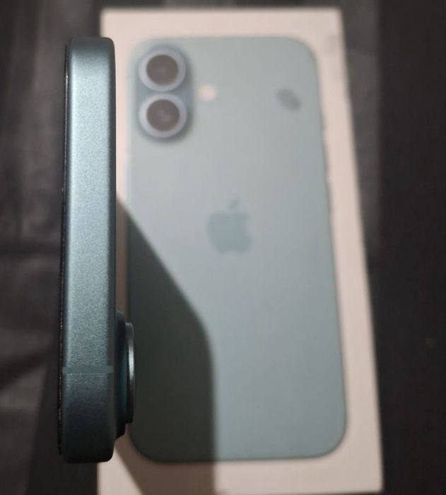 iPhone 16. 128 / 100% akb