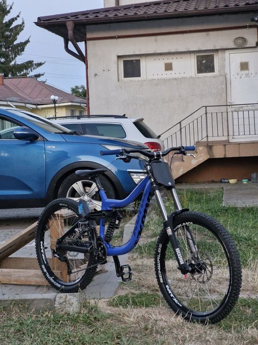 Vând kona park operator