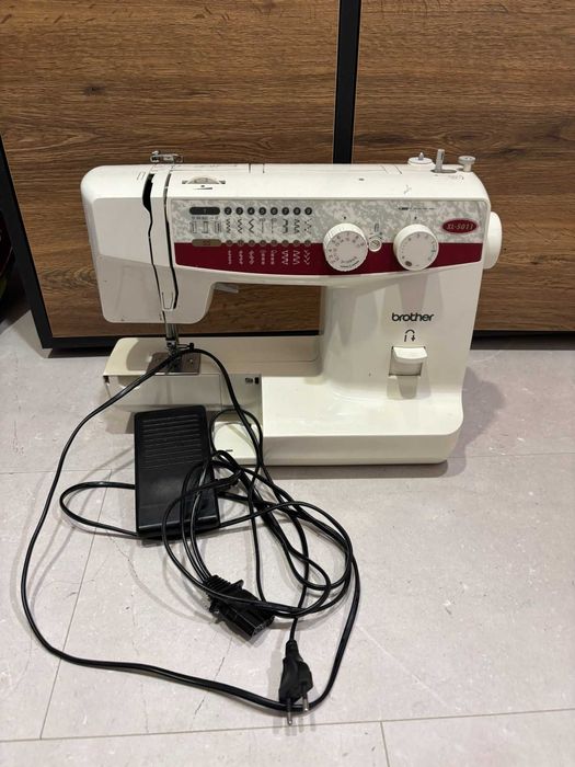 Шевна машина Brther xl5011