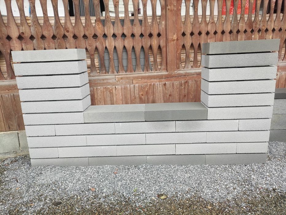 Bolțari pentru garduri