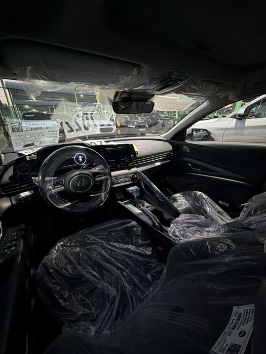 Hyundai Elantra 2022 — 7