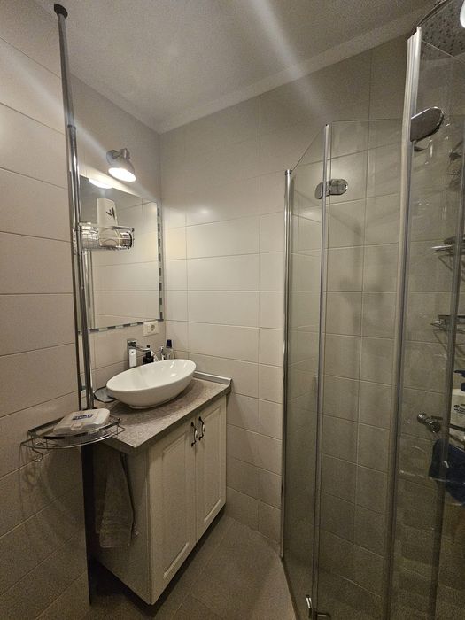 Proprietar, vând 3 camere intr-un triplex, în Sanandrei, complet mobilate și utilate