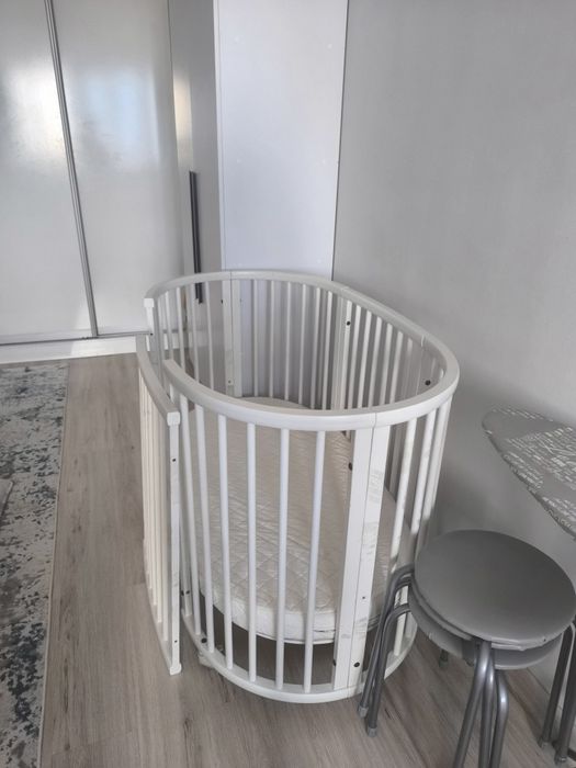 Детская манеж-кровать