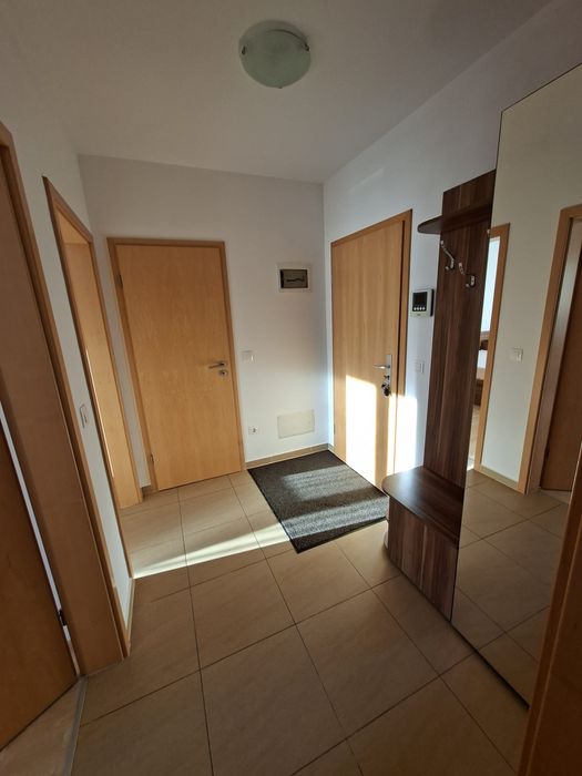 Inchiriez apartament 2 camere tip studio Avantgarden  Tractoru