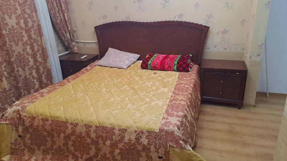 Спальный гарнитур отличного качества