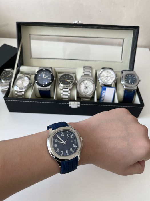 Новый часы продается по 5000