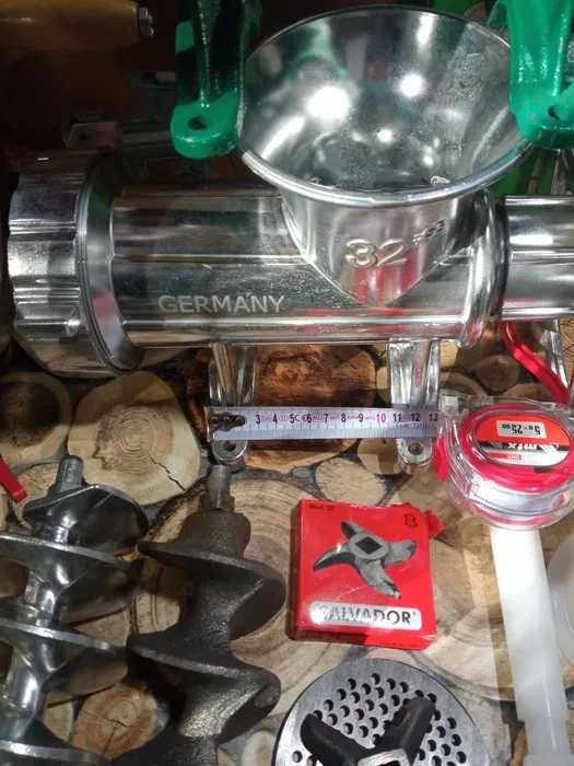 Месомелачка номер-32+Електромотор с стойка 1.5kw/2.2kw