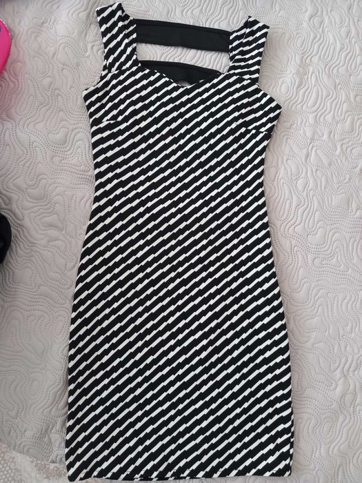 Ефектни рокли - размер S