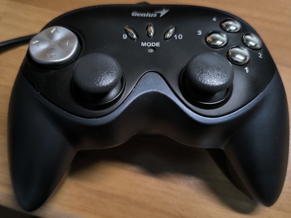 Геймпад для ПК Genius G-12U