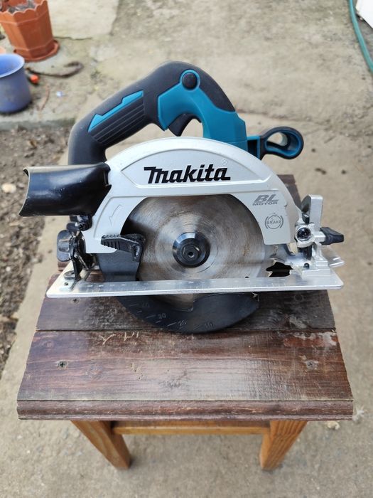 Circular Makita DHS 660 brushless