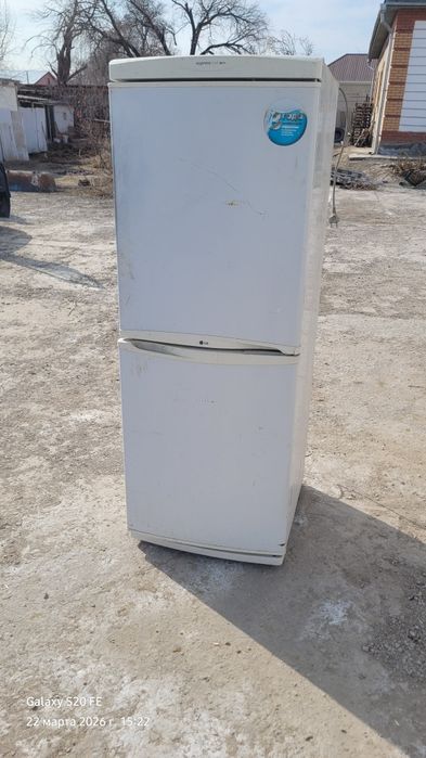 Холодильник сатылады