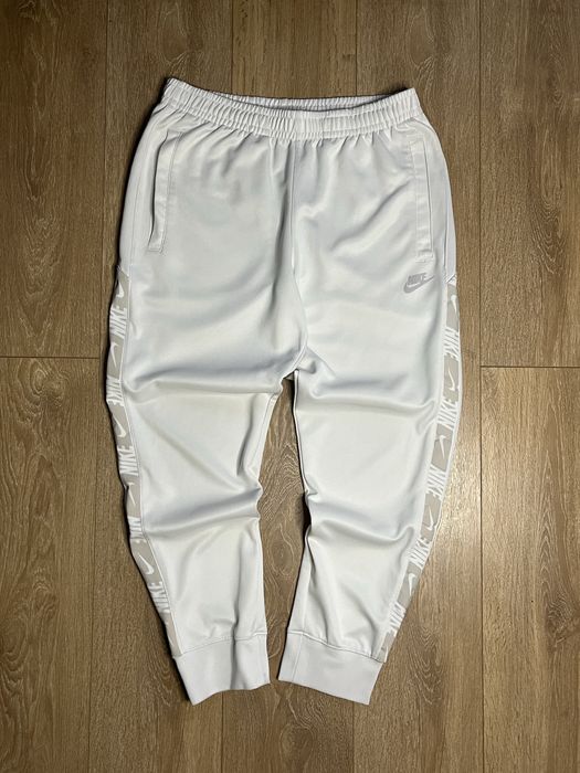 Панталон Nike Sportswear ново