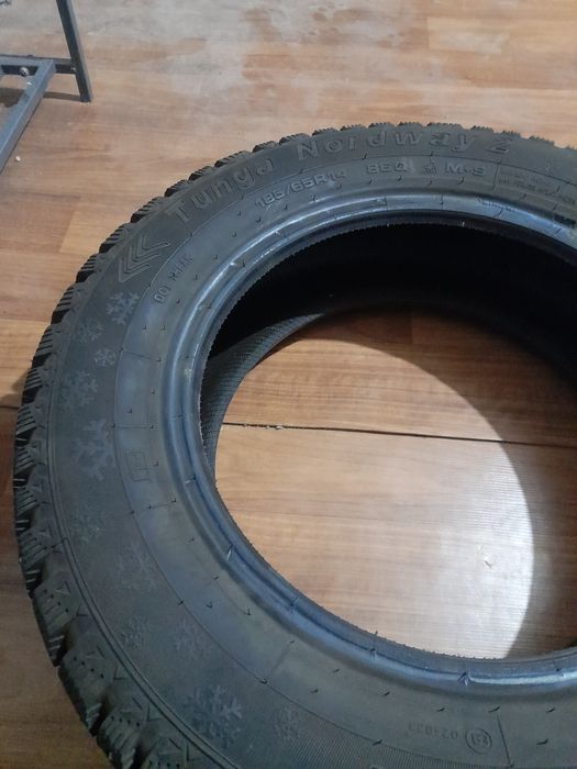 Шина новый r14..