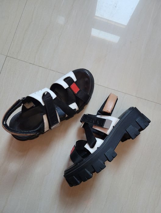 Дамски сандали 36н