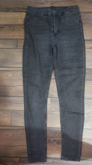 Blugi marimea 38