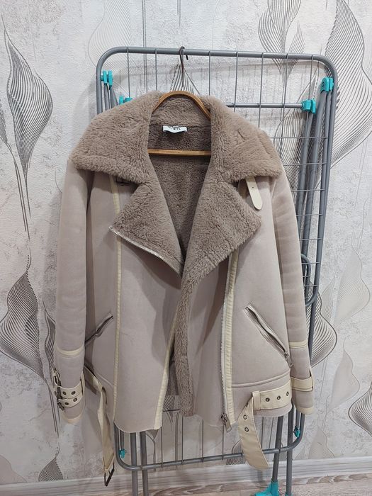 Дубленка бренда Zara