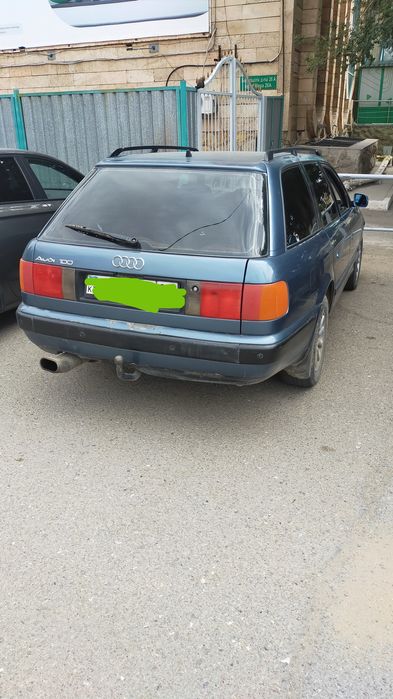 Продам Ауди 100 с4 универсал
