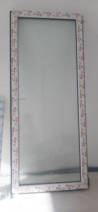 Пластиковое окна и дверь