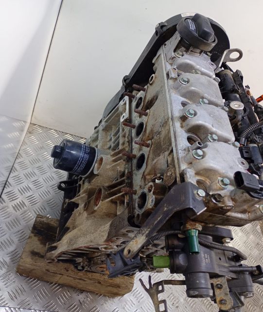Motor 1.4 mpi AKP Volkswagen VW Polo a 3-a generatie 6N (facelift)