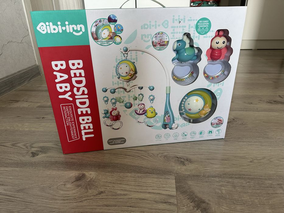 Мобиль для детской кроватки