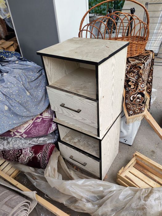 Тумбочка мебель сотилади