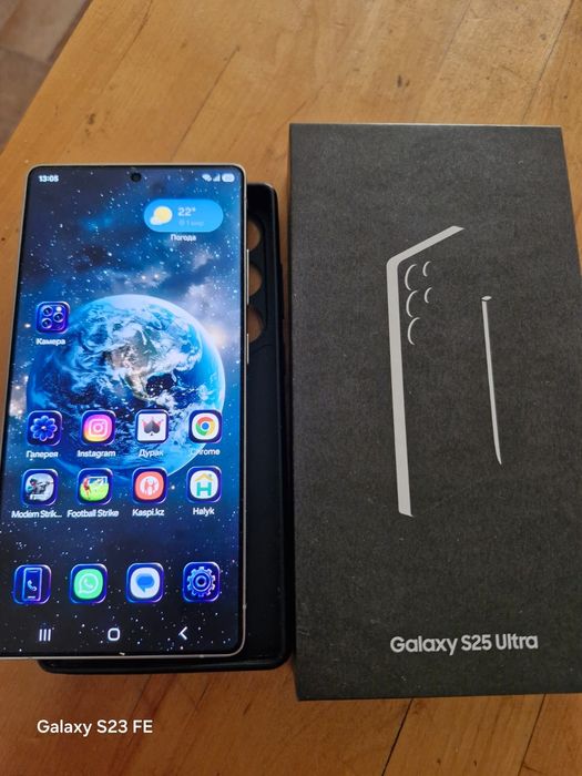 Samsung S25 ULTRA.
