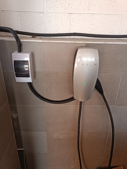 Установка зярядной станции