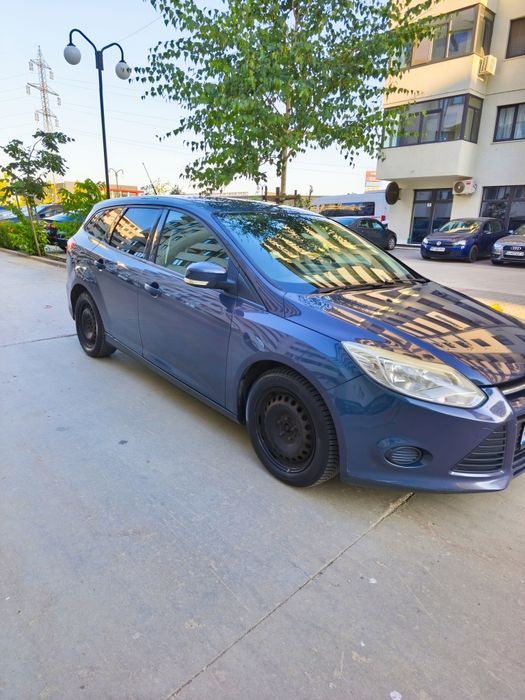 FORD Focus 2013 — imagine 3