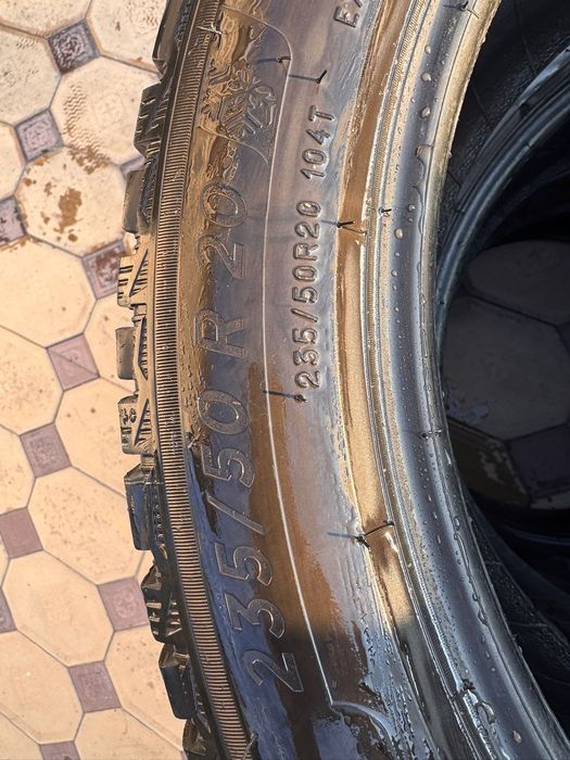 235 50 R20 MICHELIN x-ice Norte