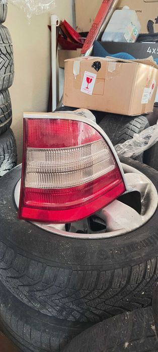 Продавам комплект стопове за Мерцедес Мл 270