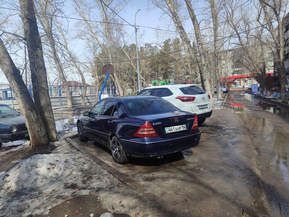 Продам Мерседес с 200