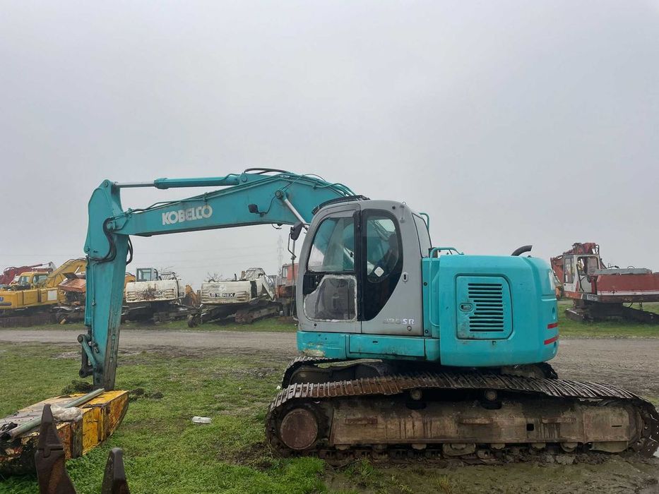 Brat excavator pe senile Kobelco SK 235 SR