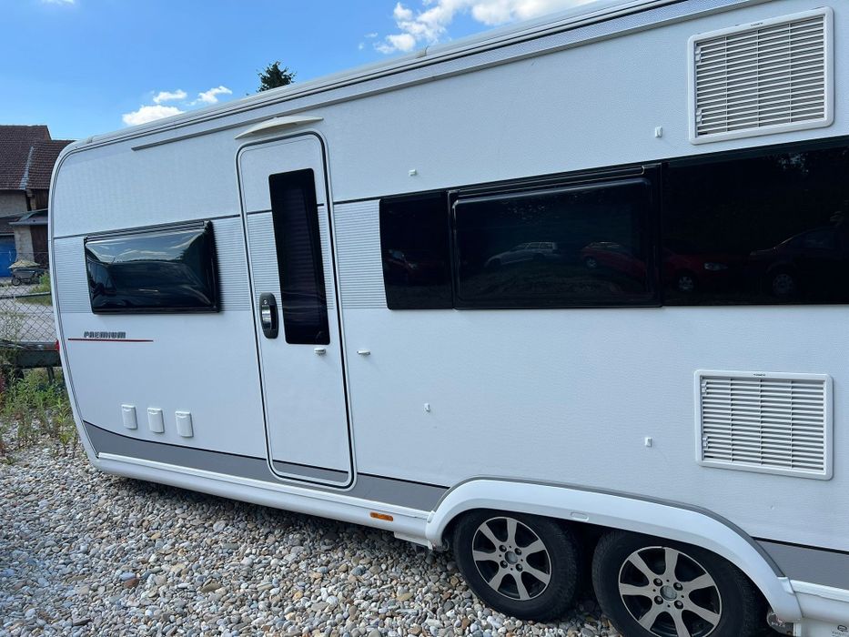 Каравана хоби 650 премиум