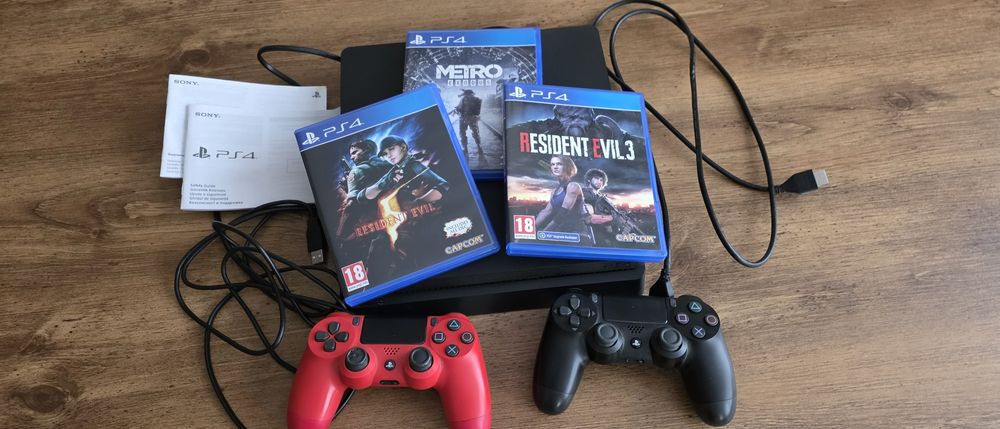 PlayStation 4 + игри