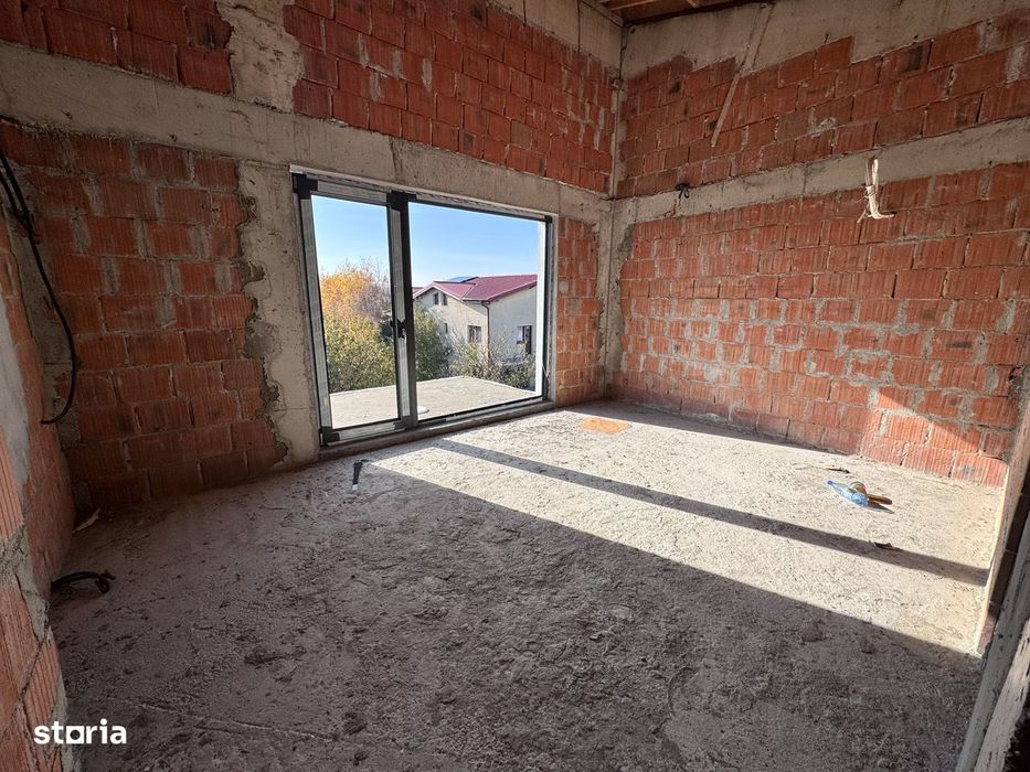 Casa P+2Et. 8 cam. Util 180mp. Teren 250mp. Pozitie stradala