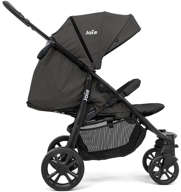 Продам коляску Joie.