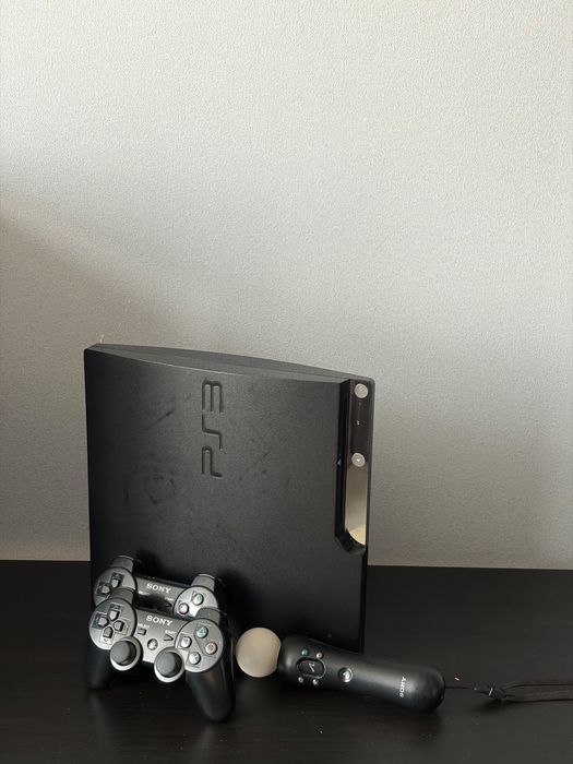 Продаю PS3 slim 250гб