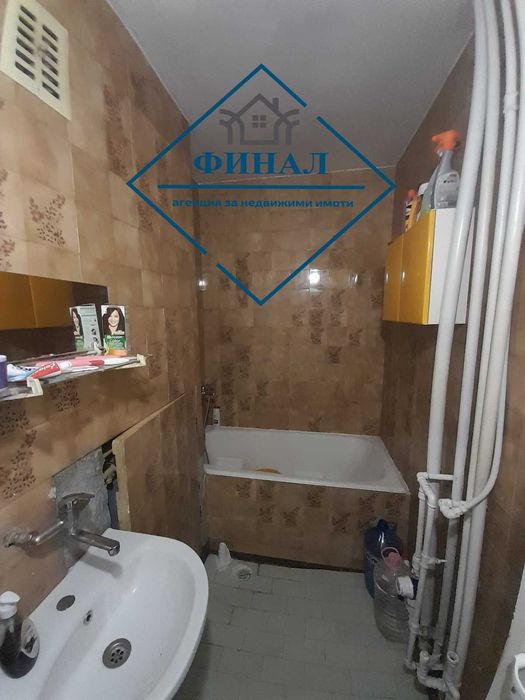 Продава се Тристаен апартамент в Шумен, Добруджански - 78 кв.м за 1210 €/кв.м - Снимка #9