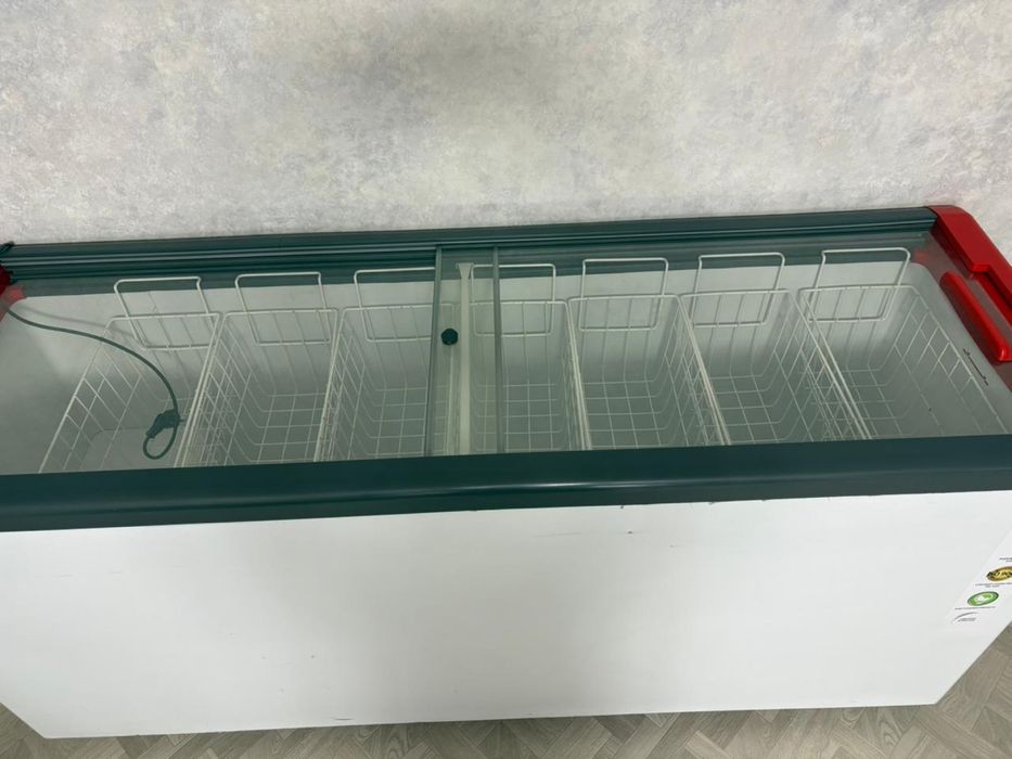 Продам морозильник