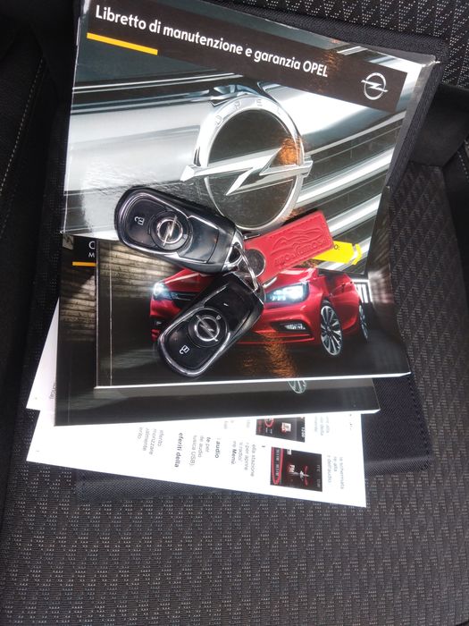 Opel astra 1,6tdci нов внос