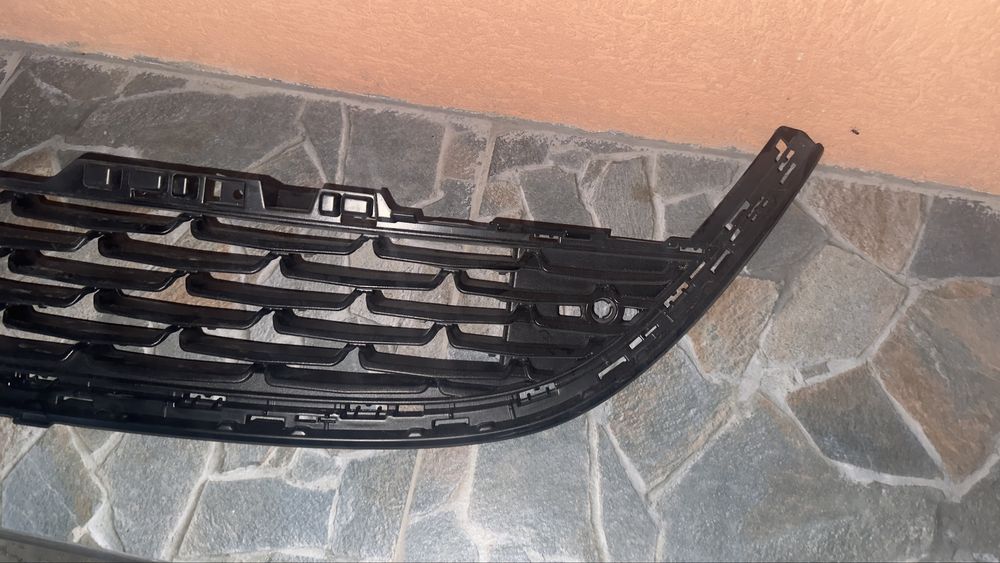 Grila bara fata potrivit OPEL ASTRA J, ASTRA J GTC 2009-2015 - (Mijloc)