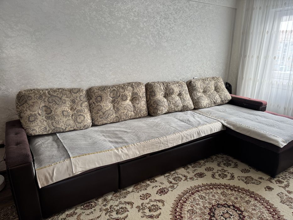 Диван угловой, раскладной, 3 м.