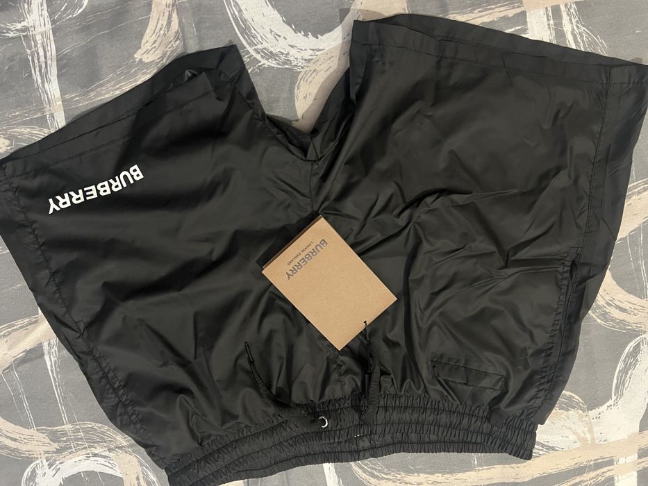 Къси гащи Burberry